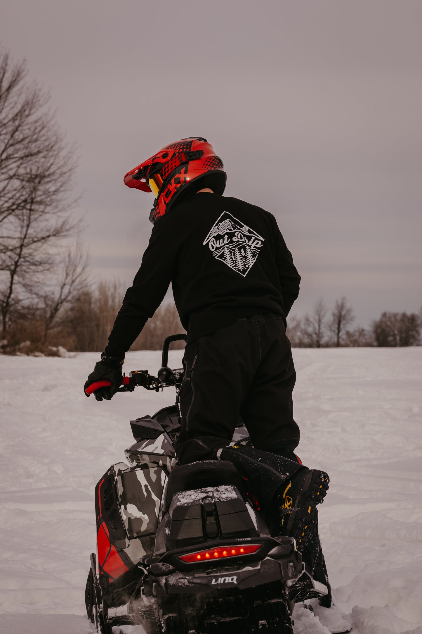 CREWNECK OUTDRIP